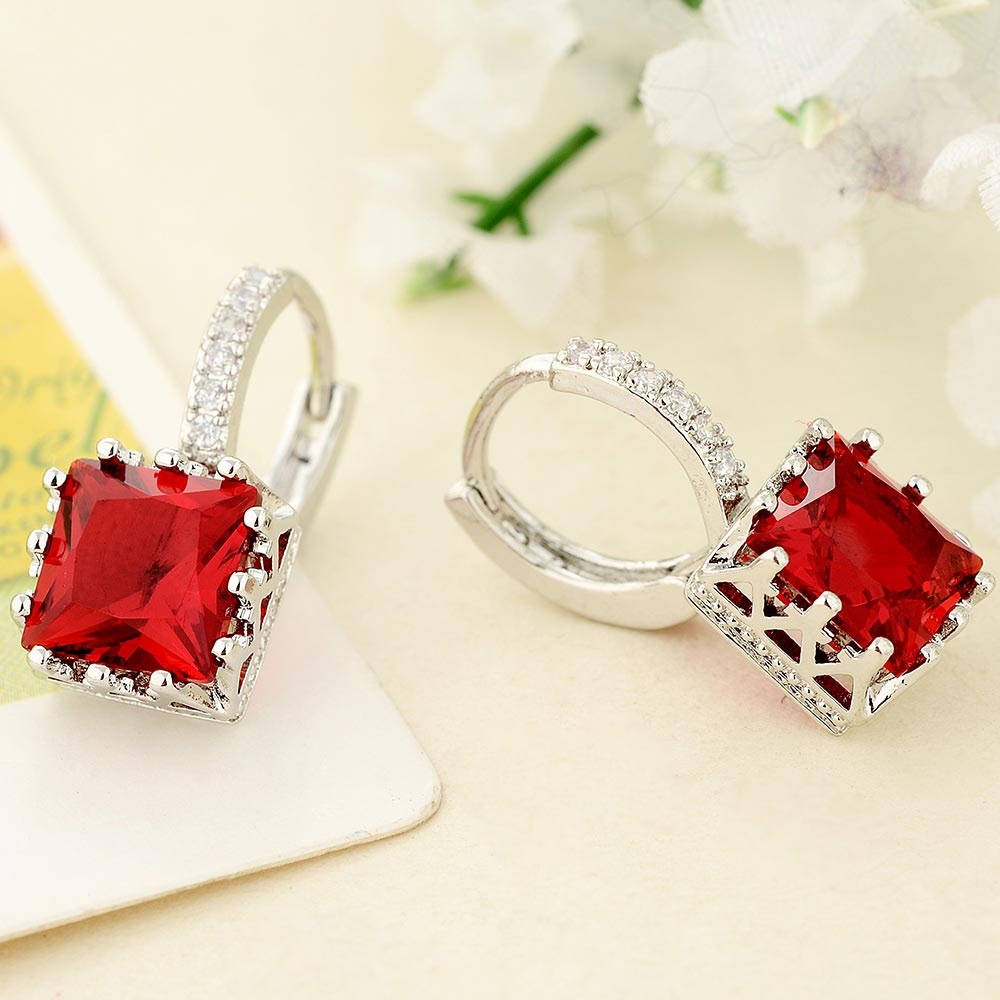 💫New Silver Exquisite Square CZ Earrings💫 - Picture 6 of 7